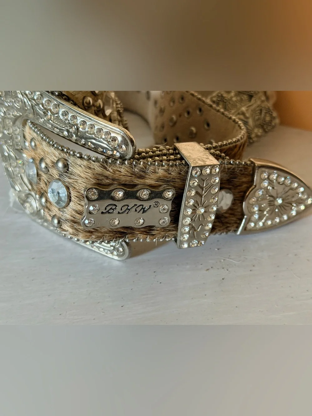 Western Cowgirl Tan Cowhide belt with Steer Head designed Square Conchos sz XL